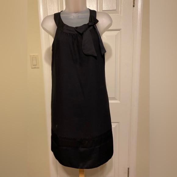 H&M Dresses & Skirts - H & M - Lovely black sleeveless chiffon & satin trim  sheath dress, Size…